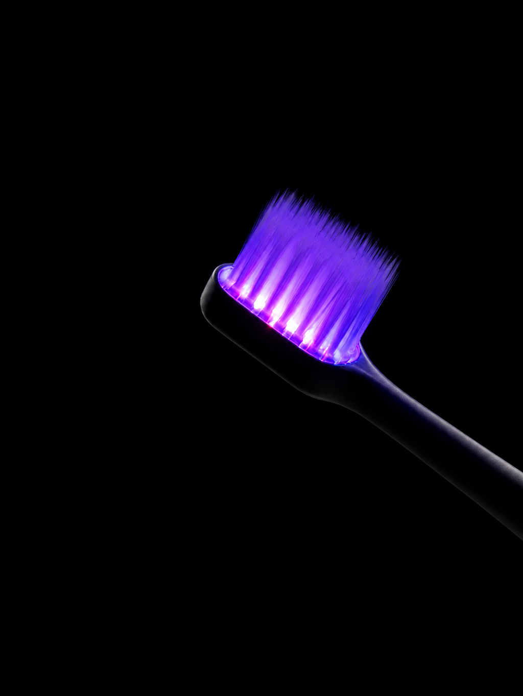 I-NUR — Brosse à dent à luminothérapie